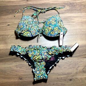 VS FABULOUS RUFFLE ITSY BIKINI 32C XS